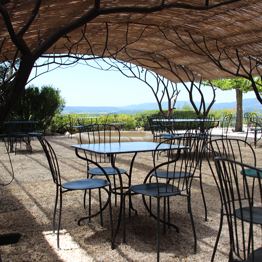 A l'ombre la pergola